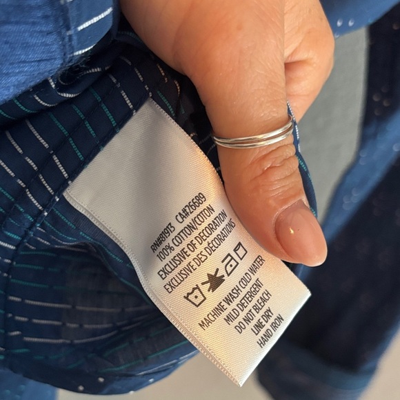 Robert Graham Blue Button-Up Shirt - Picture 5 of 9